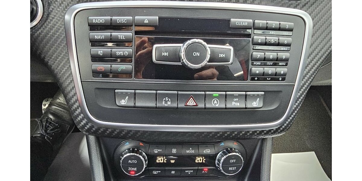 Mercedes-Benz A 250 AMG Sportpaket Alcantara RFK NAVI 2.HAND 58.120 km 21.990 &euro; Löhne 32584