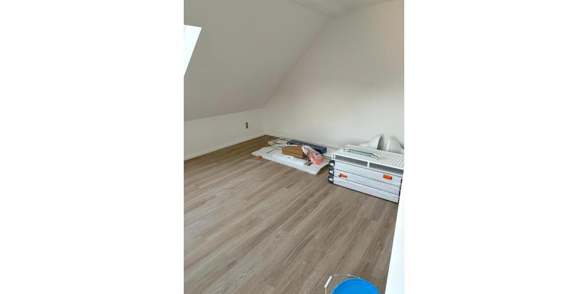 Dachgeschoßwohnung Enger - 1 Zimmer, 50 m&sup2;, 550&euro; | Angebot:26686686