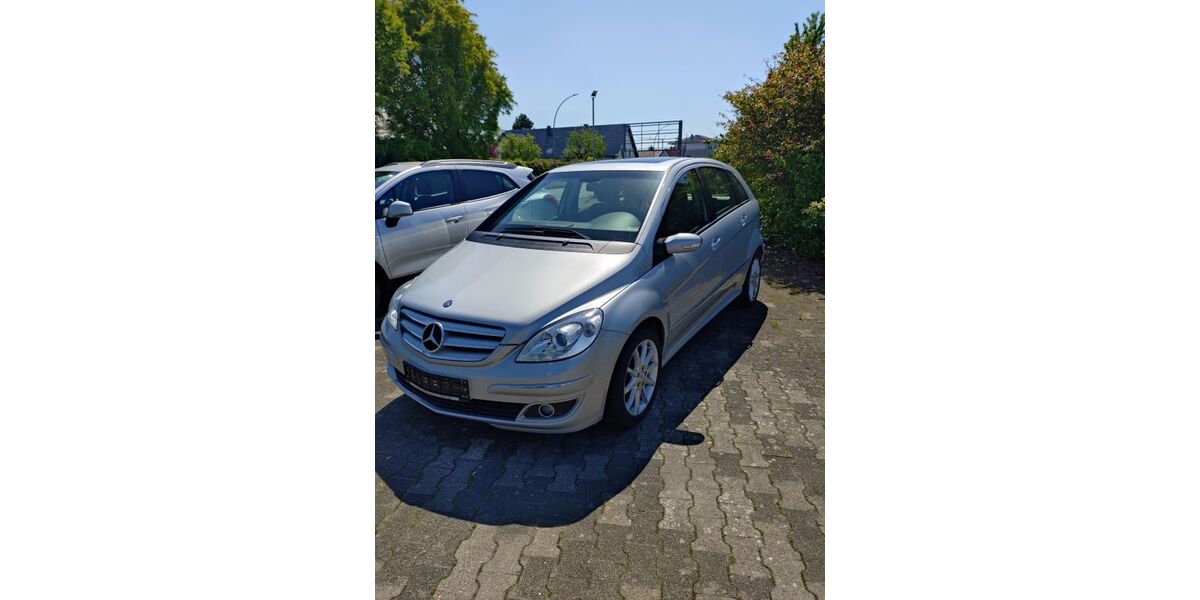Mercedes-Benz B 170 105.640 km 4.900 &euro; Rietberg 33397