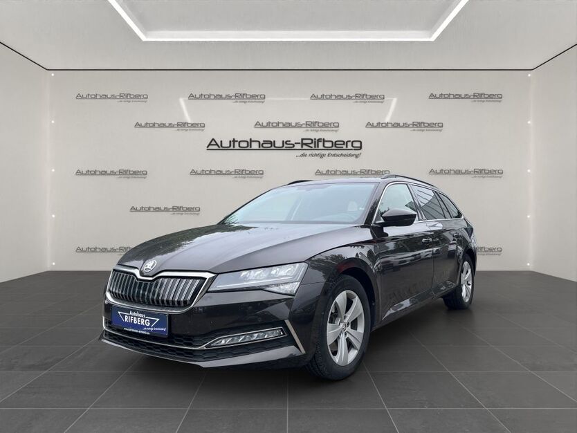Skoda Superb 130.000 km 19.890 € Detmold 32758