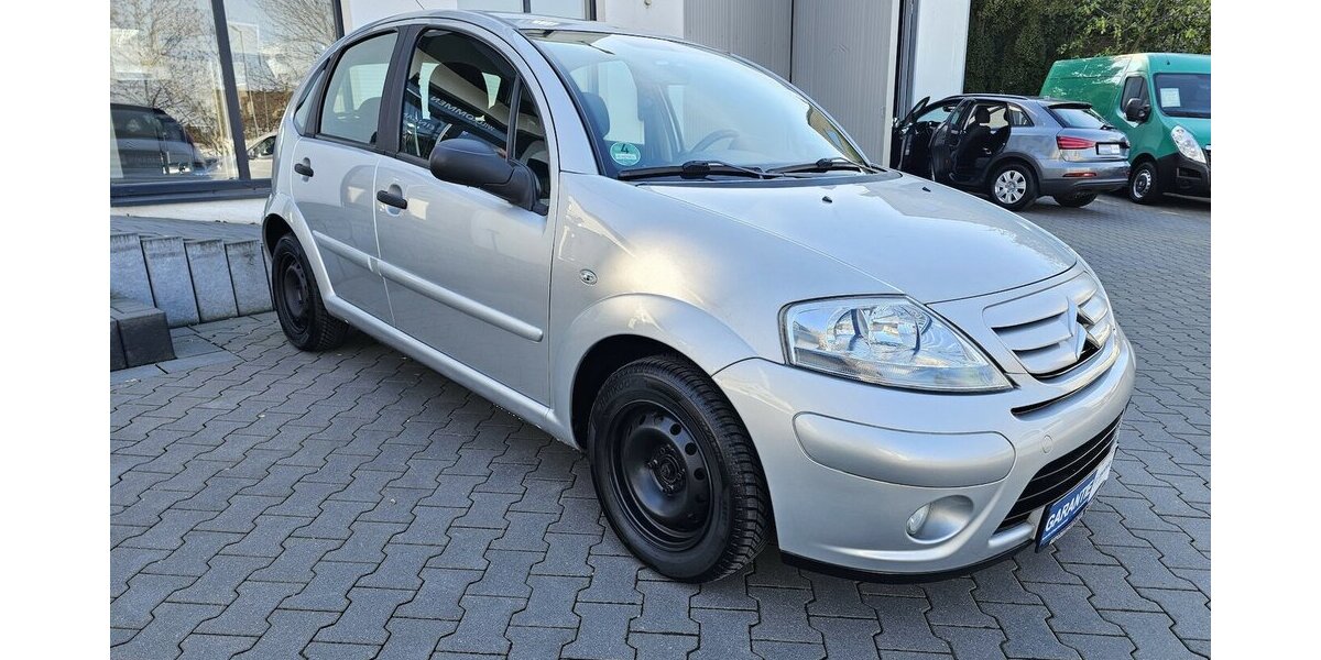 Citroen C3 HDi 70 Confort KLIMA AUS 1.HAND 128.393 km 3.450 &euro; Löhne 32584