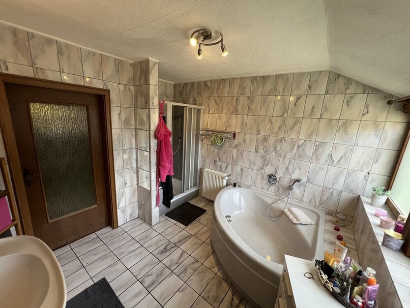 Idyllisches Mehrfamilien- Mehrgenerationenhaus 17 zimmer