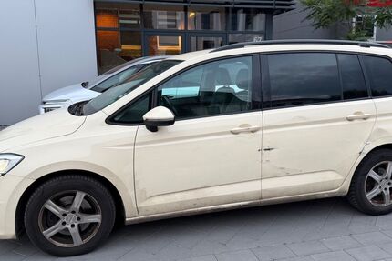 VW Touran 469.000 km 3.999 &euro; Rheda-Wiedenbrück 33378