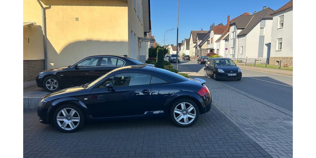 Audi TT 147.000 km 7.700 &euro; Herford 32049