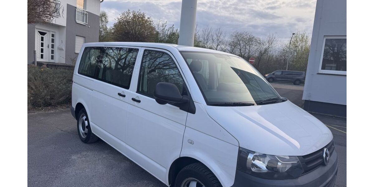 VW T5 Transporter 148.600 km 14.999 &euro; Bielefeld 33689