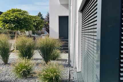 Haus Bielefeld Schildesche - 3 Zimmer, 120 m&sup2;, 1.790&euro; | Angebot:24837652