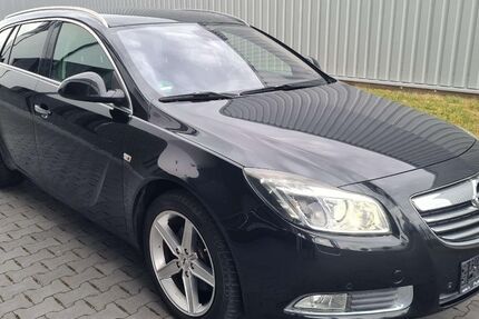 Opel Insignia 228.000 km 4.599 € Paderborn 33106