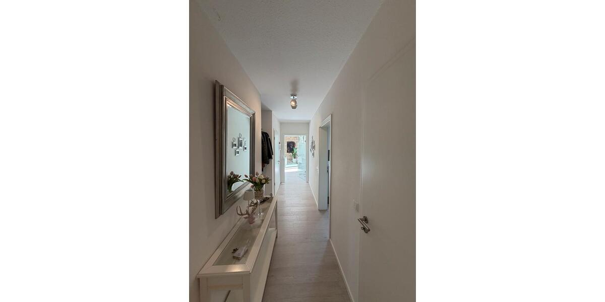 Erdgeschoßwohnung Lemgo - 3 Zimmer, 106 m&sup2;, 420.000&euro; | Angebot:26596366