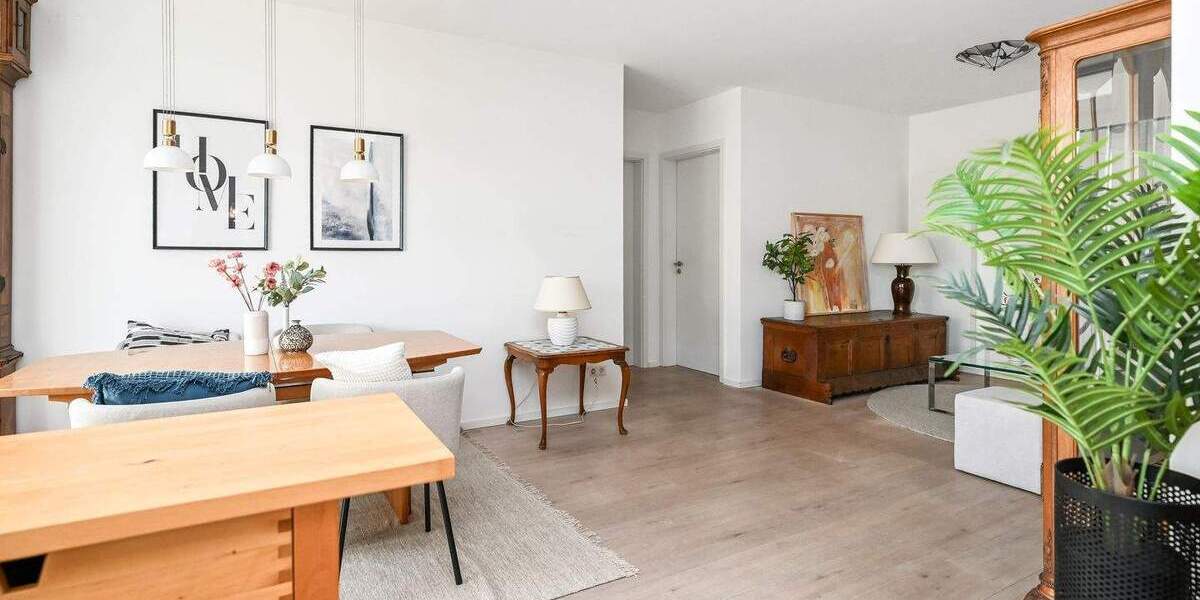 Etagenwohnung Bielefeld Schildesche - 2 Zimmer, 78 m&sup2;, 273.000&euro; | Angebot:25685840
