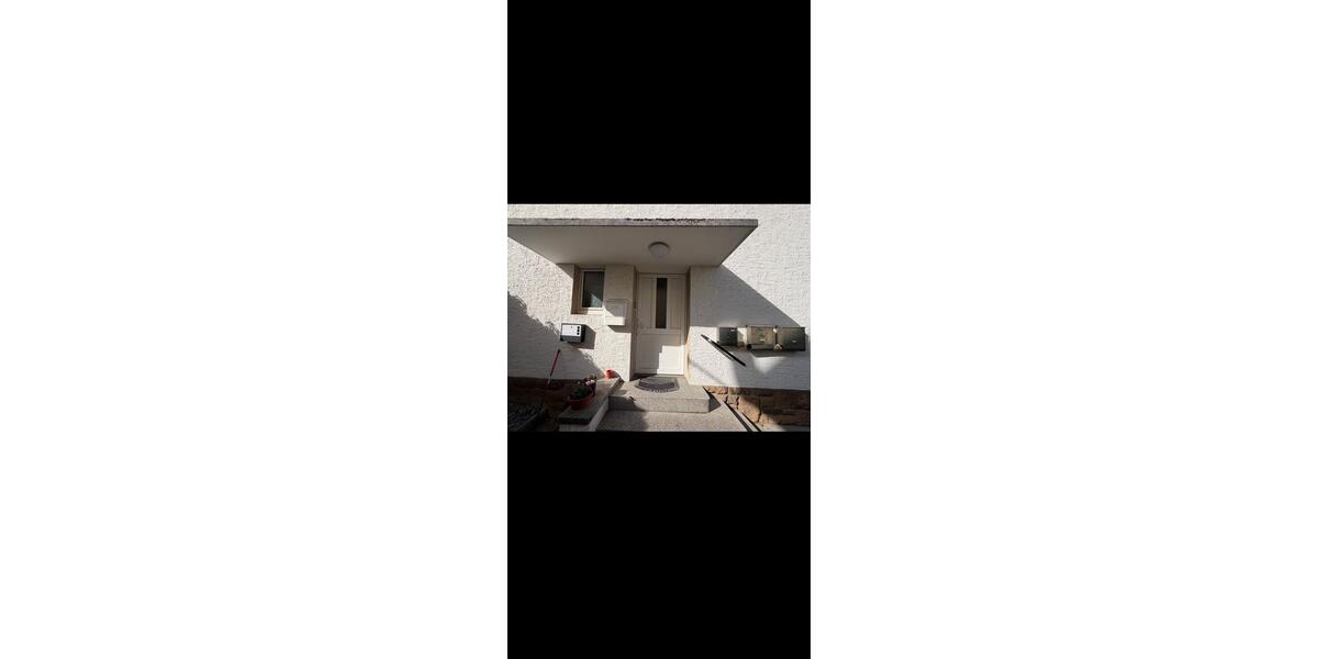 Mehrfamilienhaus, Wohnhaus Lage - 11 Zimmer, 300 m&sup2;, 425.000&euro; | Angebot:27262168