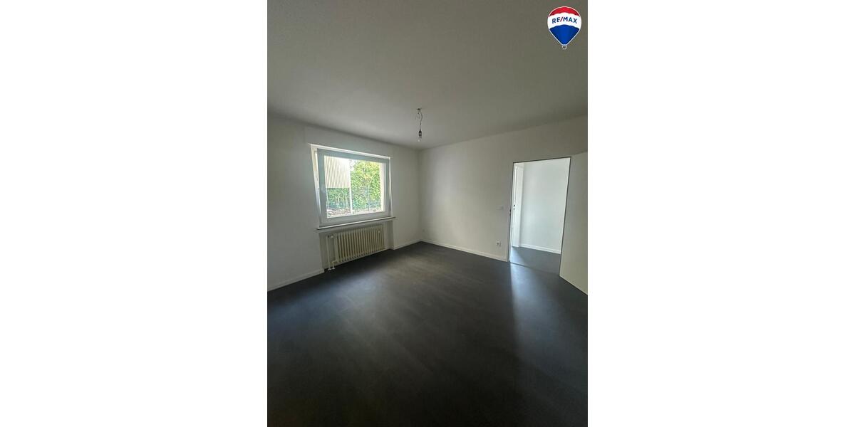 Frisch sanierte Gewerbehalle mit Büroflächen, Produktionsbereich & Einliegerwohnung zu vermieten! zimmer