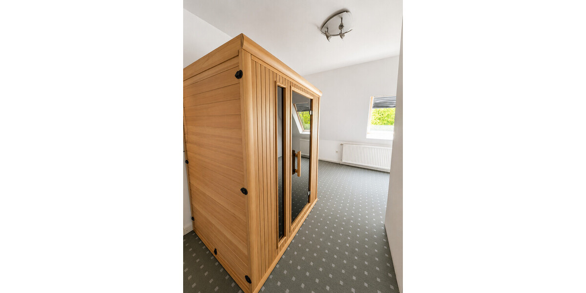 Charakterimmobilie mit Einliegerwohnung auf außergewöhnlichem Naturgrundstück - Zweifamilienhaus Hüllhorst | Angebot:26948462