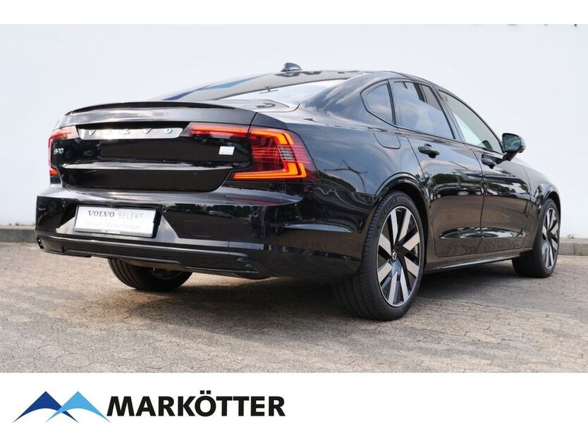 S90
