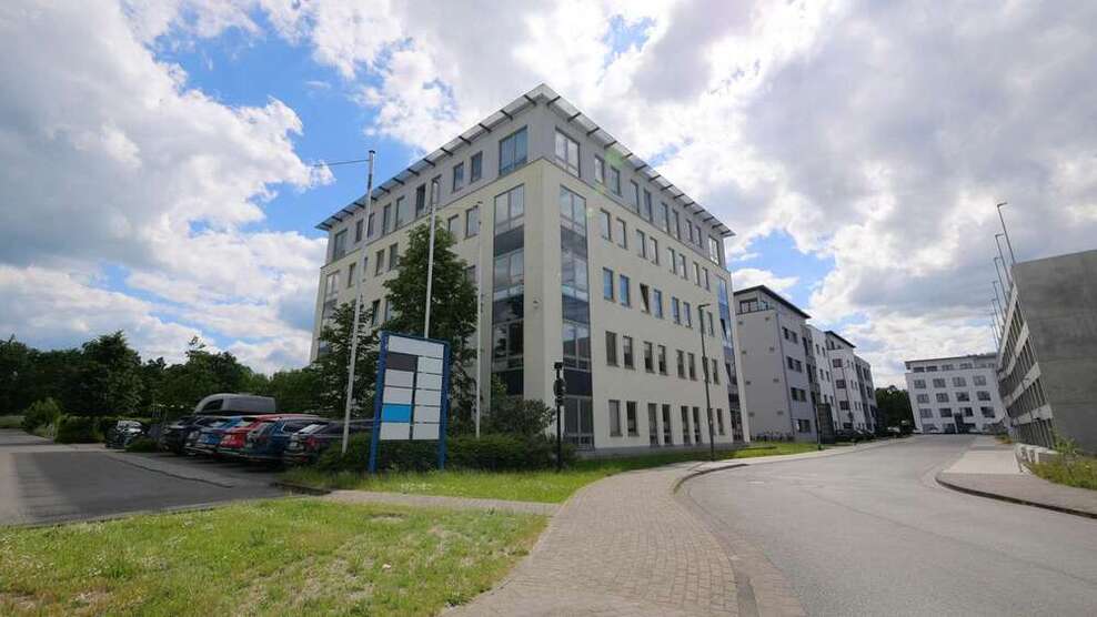 Büro in Paderborn 972 € 54 m²