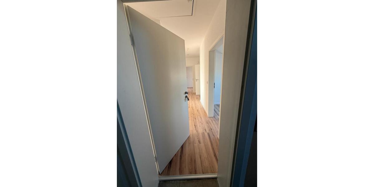 Dachgeschoßwohnung Bad Salzuflen Ehrsen-Breden - 3 Zimmer, 74 m&sup2;, 700&euro; | Angebot:26256327