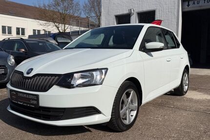 Skoda Fabia 72.000 km 8.990 &euro; Lage 32791
