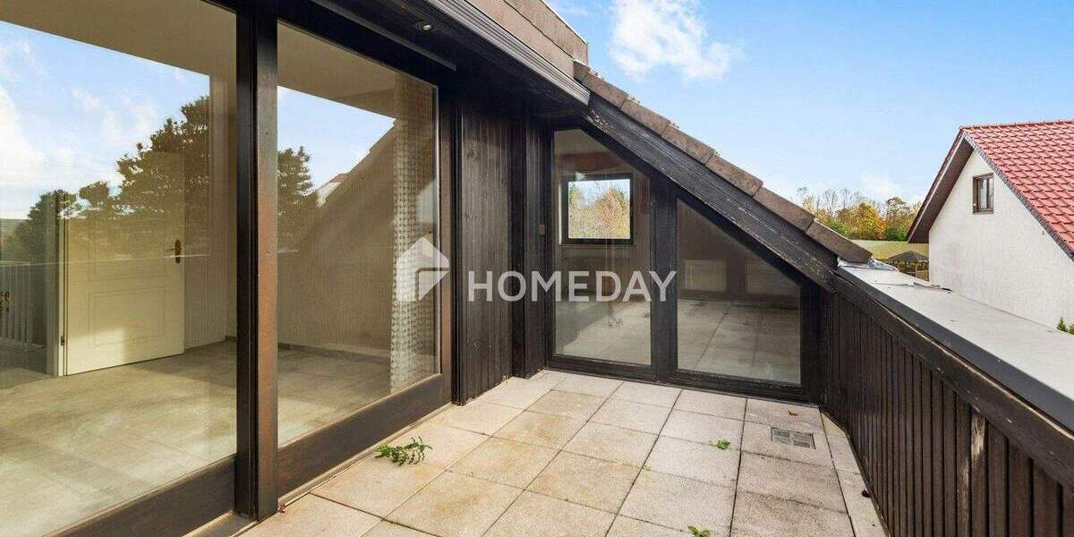 Familienfreundliches Einfamilienhaus mit großem Garten, Kamin und Doppelgarage 7 zimmer