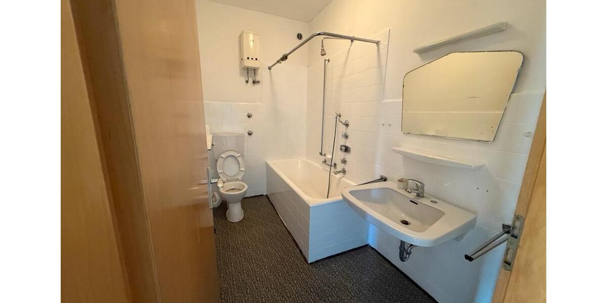 Einfamilienhaus Herford Falkendiek - 8 Zimmer, 170 m&sup2;, 1.500&euro; | Angebot:25352186