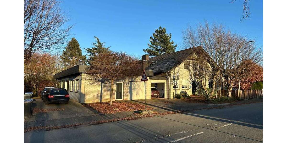 Einfamilienhaus Löhne - 5 Zimmer, 214 m&sup2;, 430.000&euro; | Angebot:25795071