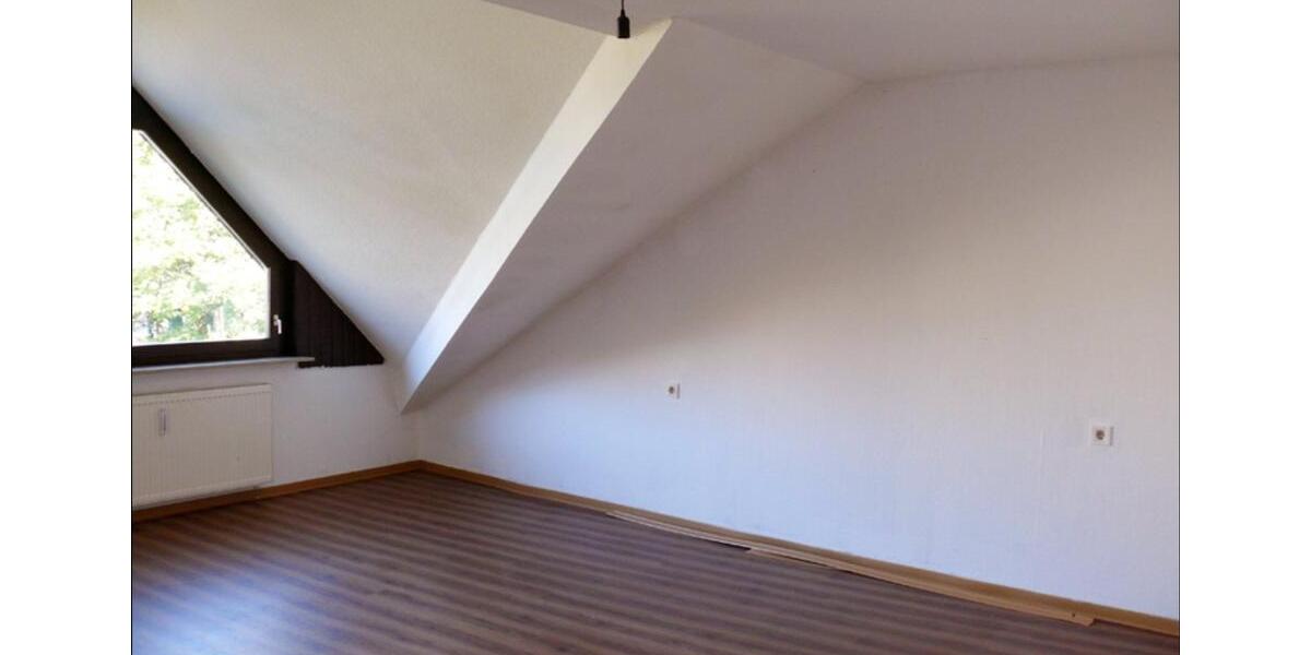 Dachgeschoßwohnung Herford - 2 Zimmer, 73 m&sup2;, 550&euro; | Angebot:26468280
