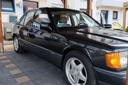 Mercedes 190