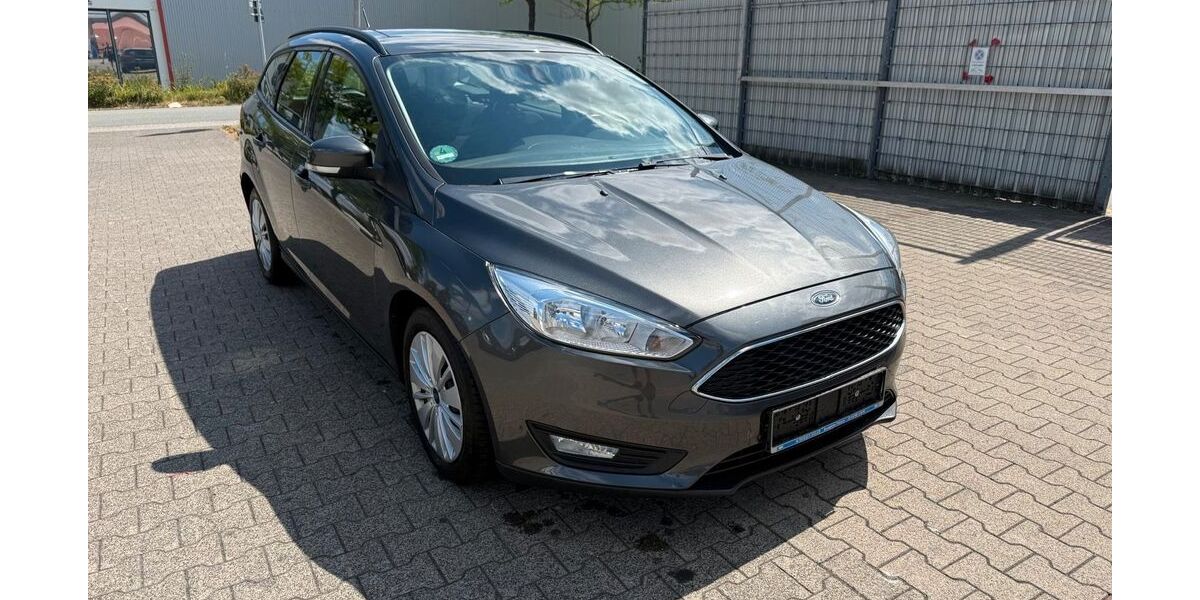 Ford Focus 104.928 km 7.700 &euro; Melle 49324