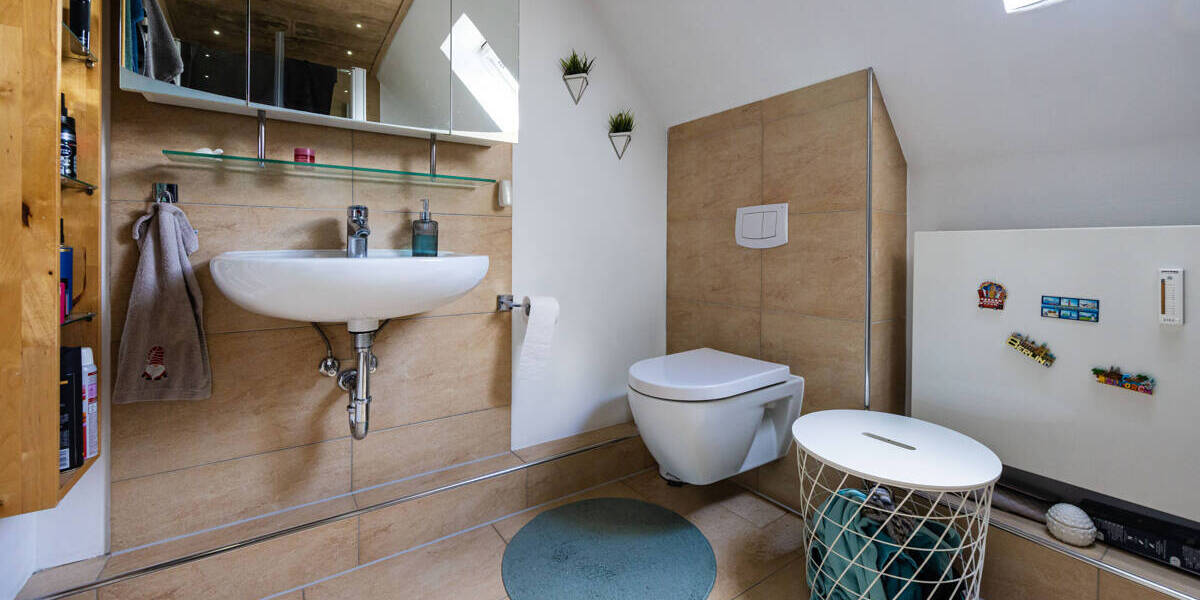 Mehrfamilienhaus, Wohnhaus Leopoldshöhe Asemissen - 9 Zimmer, 184 m&sup2;, 325.000&euro; | Angebot:25957622