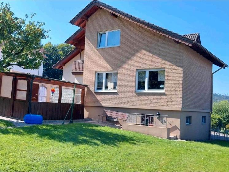 Dachgeschoßwohnung Detmold Hiddesen - 3.5 Zimmer, 114 m&sup2;, 1.330&euro; | Angebot:25612836