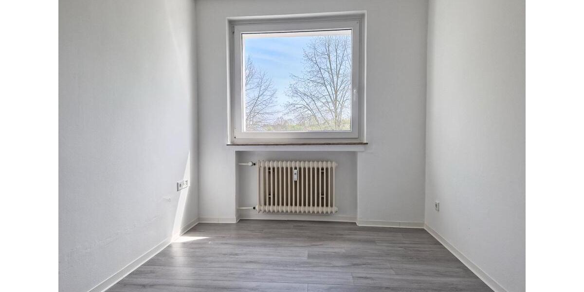 Eigentumswohnung 4ZKB, Balkon und PKW-Stellplatz 4 zimmer