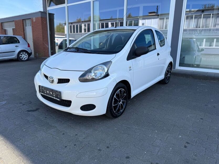Aygo (X)