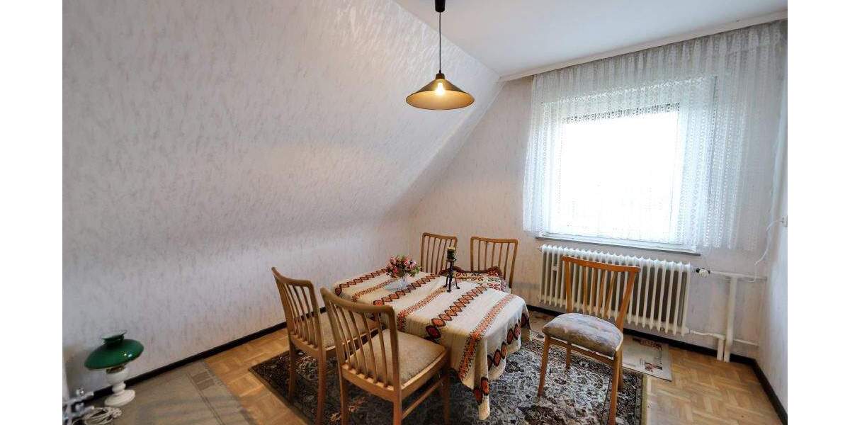 Einfamilienhaus Lage Kachtenhausen - 5 Zimmer, 99 m&sup2;, 180.000&euro; | Angebot:25776536