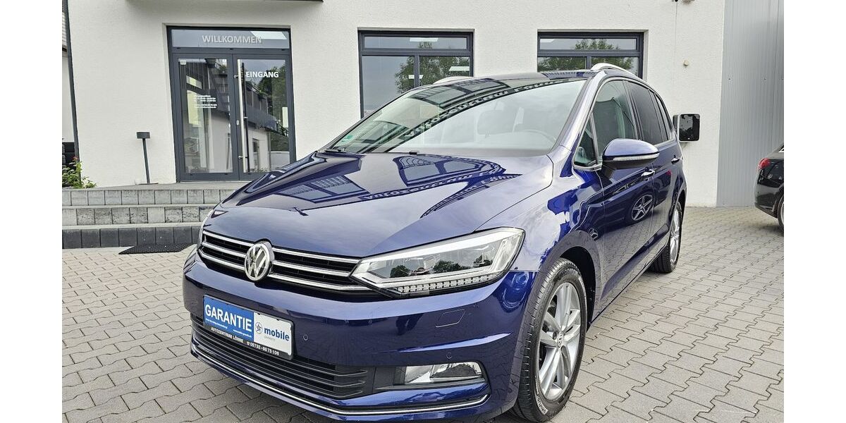 VW Touran 69.950 km 21.490 &euro; Löhne 32584