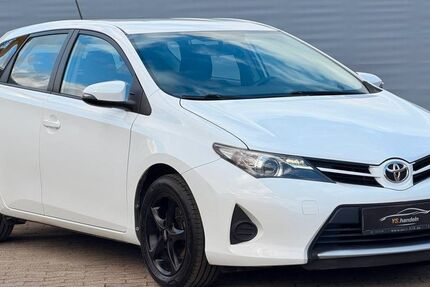 Toyota Auris 138.600 km 6.999 &euro; Versmold 33775