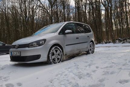 VW Touran 158.000 km 4.499 &euro; Lemgo 32657