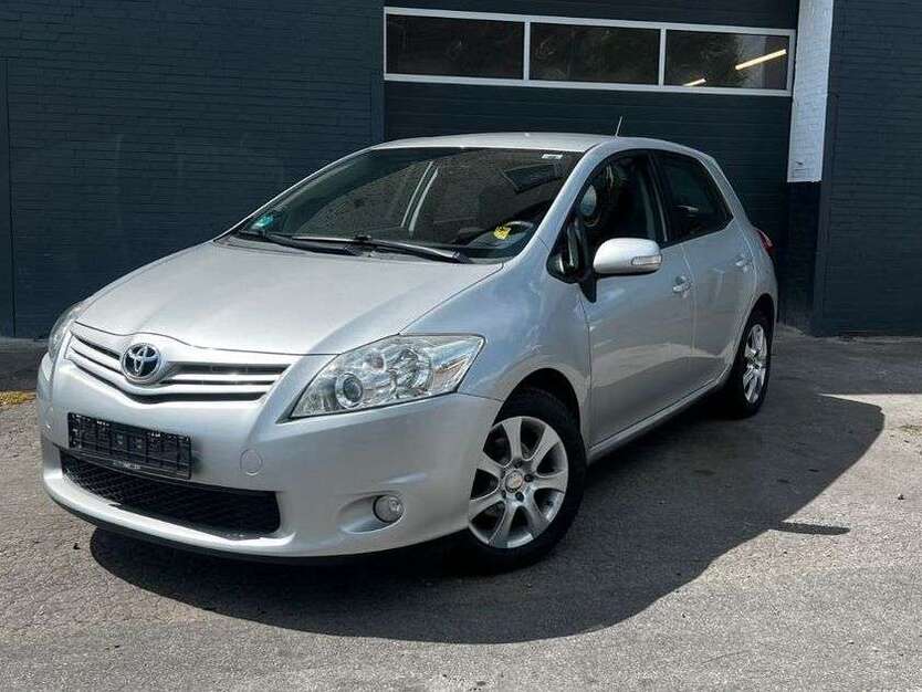 Auris