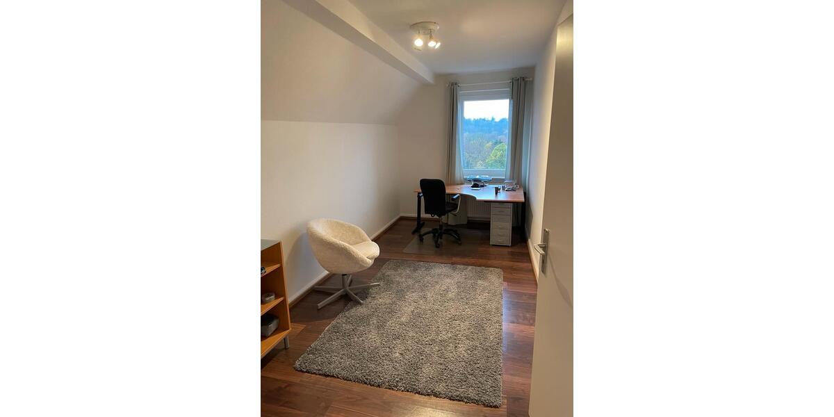 Dachgeschoßwohnung Bielefeld Gadderbaum - 2.5 Zimmer, 55 m&sup2;, 800&euro; | Angebot:26506422