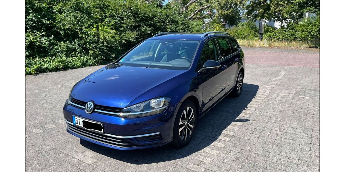 VW Golf 131.200 km 14.999 &euro; Bielefeld 33689