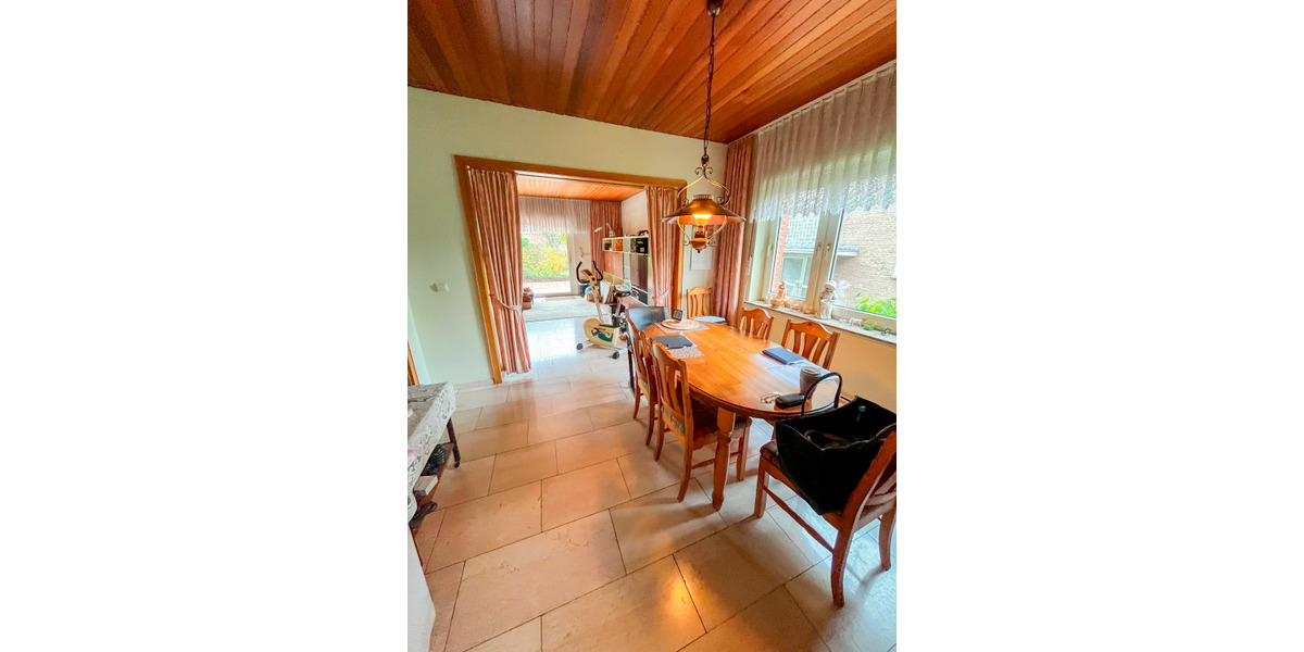 Mehrfamilienhaus, Wohnhaus Gütersloh Innenstadt - 8 Zimmer, 250 m&sup2;, 395.000&euro; | Angebot:25708857