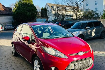 Ford Fiesta 161.000 km 2.900 &euro; Bielefeld 33647