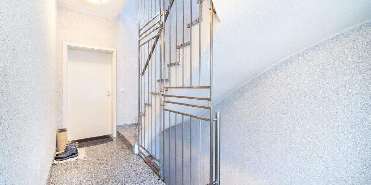 Mehrfamilienhaus, Wohnhaus Halle (Westf.) Halle - 8 Zimmer, 210 m&sup2;, 497.500&euro; | Angebot:25730363