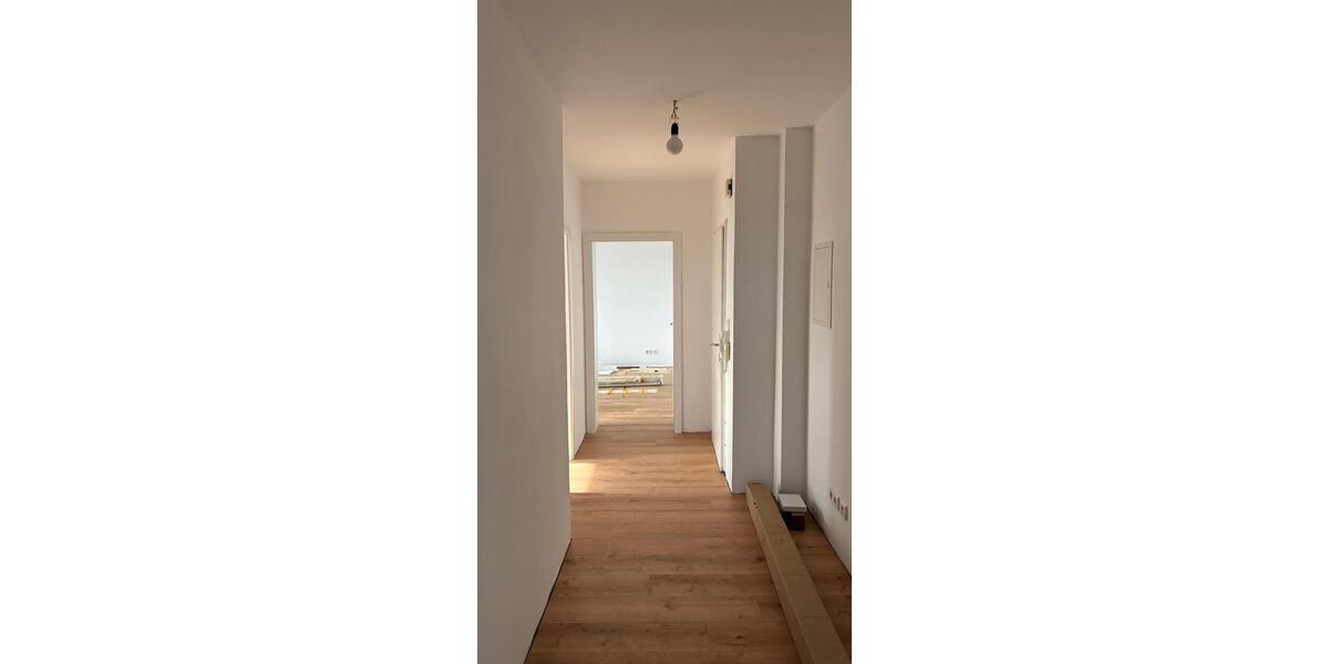 Etagenwohnung Oerlinghausen - 3 Zimmer, 75 m&sup2;, 800&euro; | Angebot:26147738