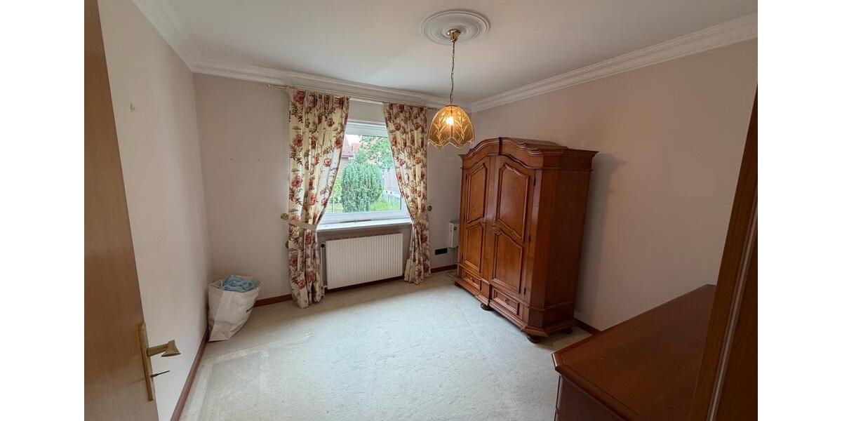 Gepflegtes 4-Zimmer-Endreihenhaus mit Garten, Keller, Garage 4 zimmer