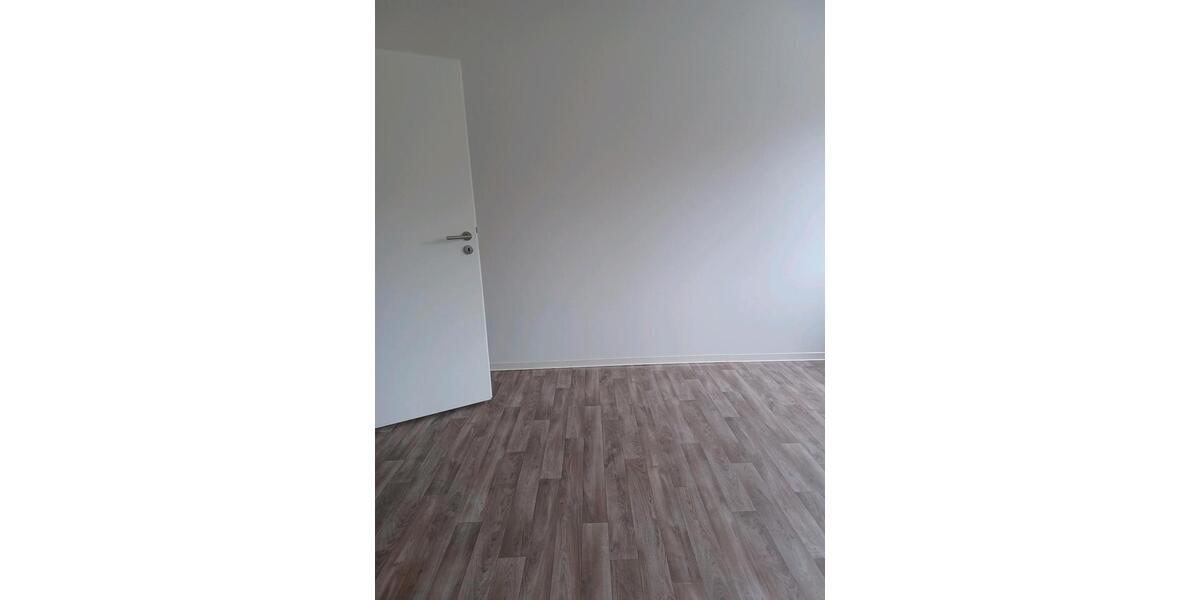 Etagenwohnung Detmold Hakedahl - 3 Zimmer, 62 m&sup2;, 866&euro; | Angebot:25988585