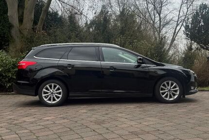 Ford Focus 161.000 km 5.900 &euro; Melle 49324