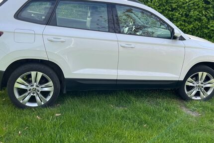 Skoda Karoq 98.445 km 17.300 &euro; Rietberg 33397