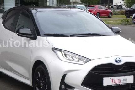 Toyota Yaris 9.950 km 22.700 &euro; Bielefeld 33689