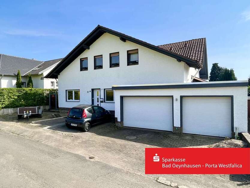 Haus zum Kaufen in Hüllhorst 339.000 € 220 m²