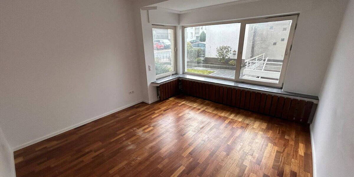 Etagenwohnung Bielefeld Brake - 4 Zimmer, 105 m&sup2;, 850&euro; | Angebot:26164115