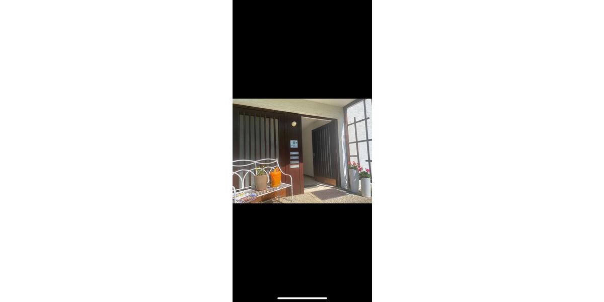 Dachgeschoßwohnung Vlotho - 1 Zimmer, 44 m&sup2;, 550&euro; | Angebot:26150902
