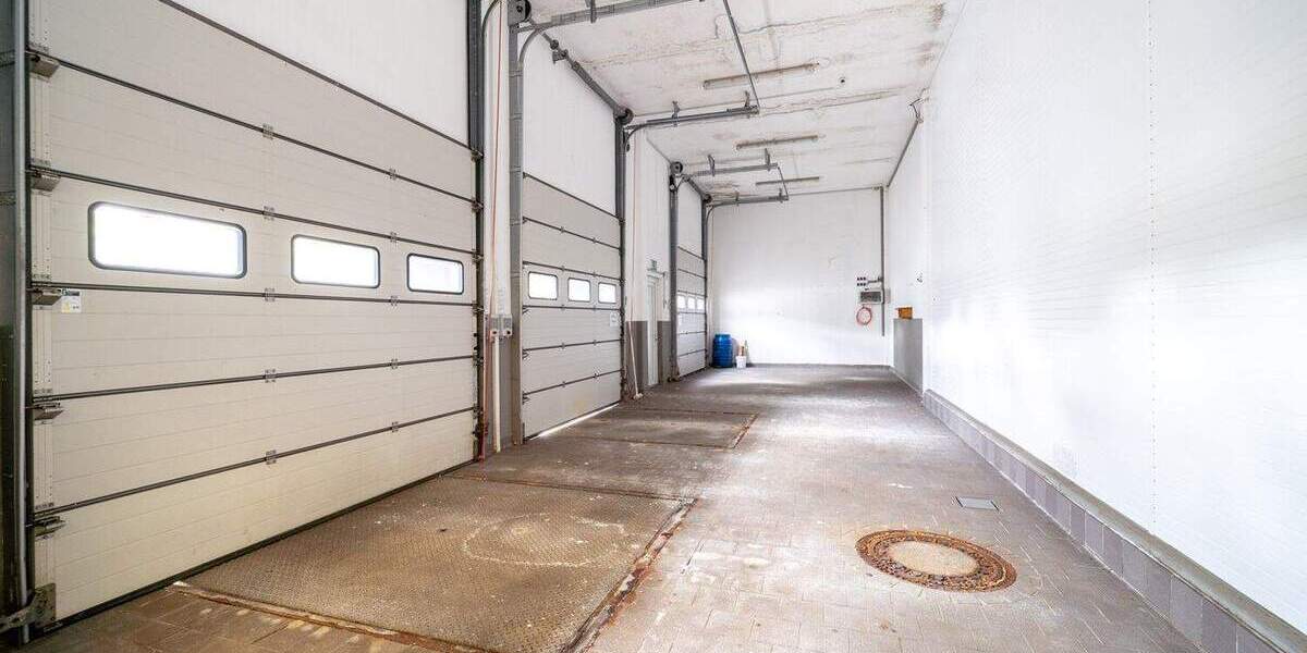 Vielseitige Gewerbefläche für Ihr Business | 1.489m² Nutzfläche | 155m² Büro | 4.904m² Grundstück zimmer